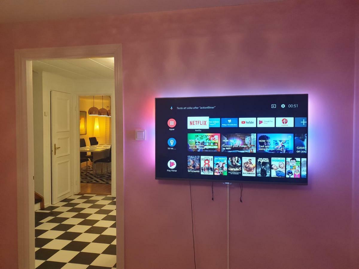 Ett Hus Med 3 Sovrum Med Supersnabba Internet Fiberanslutningen 1000Mb-100Mb I Hoeg, 7 Minuter Fran Hudiksvall Bagian luar foto