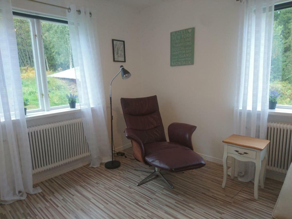 Ett Hus Med 3 Sovrum Med Supersnabba Internet Fiberanslutningen 1000Mb-100Mb I Hoeg, 7 Minuter Fran Hudiksvall Bagian luar foto